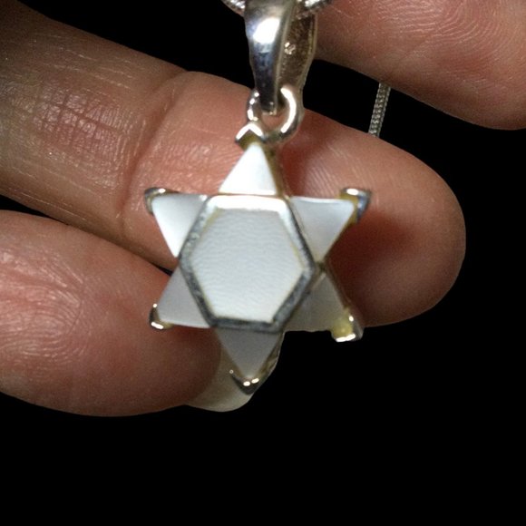 Star of David Silver and Mother Of Pearl Necklace - Picture 1 of 4